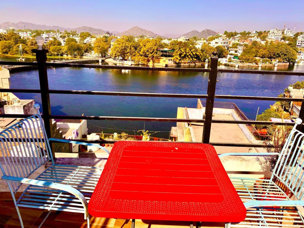 The New Lake Front Acomodação com café da manhã Udaipur Exterior foto